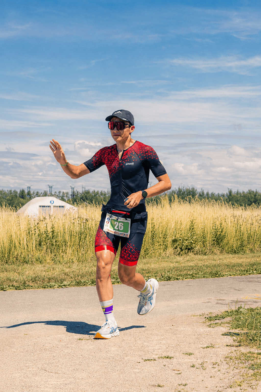 PHOTO — TRIATHLÈTE EN PLEINE COURSE
